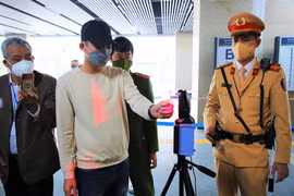 Trong “sóng” dịch Covid-19: Công an Hà Nội đẩy mạnh chuyển đổi số phục vụ nhân dân (2): “Chìa khóa” vượt khó, thúc đẩy phát triển kinh tế - xã hội