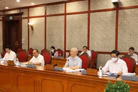 Phòng từ gốc, chống đến cùng suy thoái về tư tưởng chính trị, đạo đức, lối sống dẫn đến tham nhũng, tiêu cực (Bài 2): Cuộc chiến không khoan nhượng 