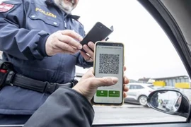 Châu Âu khẩn cấp áp đặt các biện pháp ngăn ngừa đại dịch Covid-19 bùng phát 