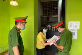 Đem trọn vẹn sức lực chiến đấu với dịch bệnh, làm tất cả vì sức khỏe của nhân dân