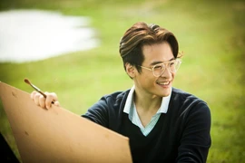 Ca sĩ Hà Anh Tuấn ủng hộ hàng chục tấn gạo, thực phẩm cho các bếp ăn từ thiện tại TP.HCM 