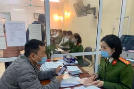 Những bông hoa lặng lẽ