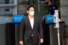 Đằng sau lệnh ân xá cho Phó Chủ tịch Samsung Lee Jae-yong