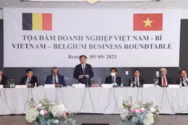 Việt Nam và Tập đoàn Univercells thảo luận về hợp tác sản xuất vaccine Covid-19 