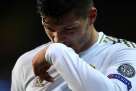 Những ngôi sao ra đi từ Bundesliga: Hầu hết toàn… “bom xịt”