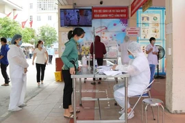 Quyết liệt hơn nữa, không để bùng phát dịch trên địa bàn Hà Nội 