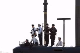 Khét tiếng khóa kiểm tra chỉ huy tàu ngầm của Hải quân Anh lừng danh