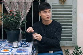 Ưng Hoàng Phúc chào năm mới bằng bản ballad đầy tự sự