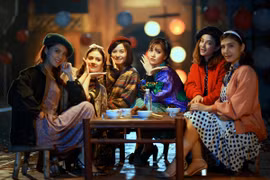 Bích Phương gây "sốt" với MV có câu hỏi "Bao giờ lấy chồng?"