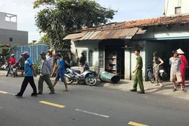 Thùng phuy phát nổ, một người bị hất văng xa nhiều mét, tử vong