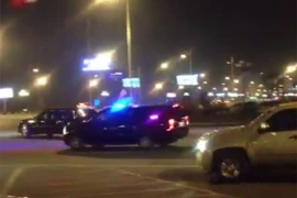 Đoàn xe đón Tổng thống Mỹ Obama từ sân bay Nội Bài về trung tâm Hà Nội