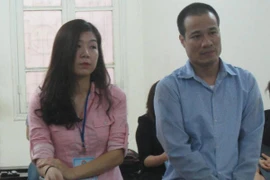 Vợ chồng giám đốc làm giả hợp đồng bán biển quảng cáo