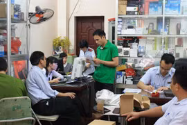 Phát hiện 2 cơ sở bán thiết bị kích sóng di động