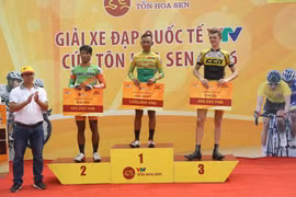 Lê Văn Duẩn thắng chặng áp chót giải xe đạp quốc tế