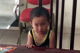 Cháu bé bị bỏ rơi ở quán phở đã được cha mẹ nhận lại