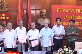 Họp mặt truyền thống Ban liên lạc cán bộ Công an Hà Nội 