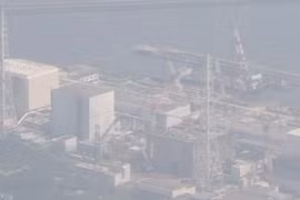 Công nhân Fukushima nhiễm xạ quá mức an toàn