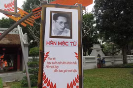 "Sạn" ngày thơ Việt Nam: Nhầm ảnh, trích sai thơ 