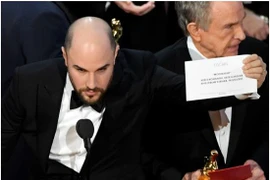 Đơn vị kiểm phiếu Oscar chính thức nhận trách nhiệm vụ… nhầm phong bì