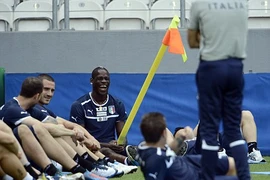 De Rossi: Mario, đã đến lúc cậu trưởng thành