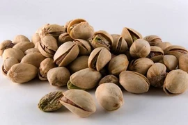 Ăn hạt dẻ cười giúp quý ông “sung mãn”