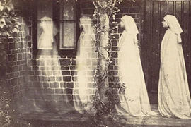 Chuyện kì lạ về những “hồn ma của người đang sống”