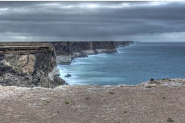 Vách đá Bunda: Nơi tận cùng của thế giới?