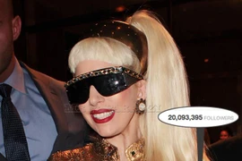 Lady Gaga lập kỉ lục trên Twitter với 20 triệu người theo dõi