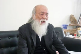 Xúc động với bức tâm thư GS Văn Như Cương gửi cha mẹ học sinh