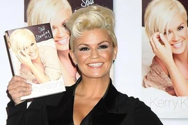 Kerry Katona trải lòng về biến cố trong đời 
