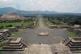 Robot phát hiện được 3 cổ mộ nằm sâu trong đền Rắn bí ẩn