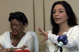 Nhảy lầu tự tử sau 12 năm đau đớn vì mặt biến dạng do bị tạt axit