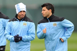 Tevez sẽ trở lại trong trận đấu với Chelsea