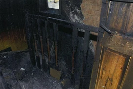 Thê thảm: Bố đốt nhà, 6 con nhỏ chết tức tưởi