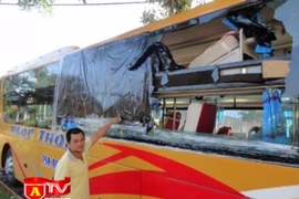 Ném đá xe ô tô – Hành vi cần được xử lý nghiêm