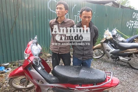 Đi xe trộm cắp, “bay” qua dải phân cách… để trốn 141