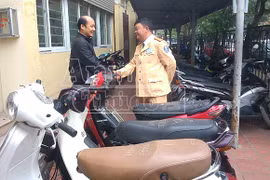 Nhận lại xe máy sau 4 năm bị mất