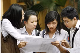 Cả làng cùng vui!