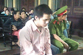 Ghen tuông, ra tay đoạt mạng người tình rồi tự sát