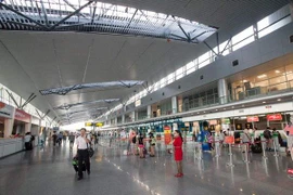 Sân bay ở Việt Nam sẽ sử dụng điện mặt trời?