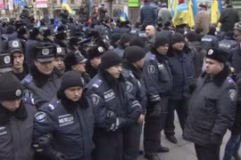 Xem video cảnh sát Ukraine được huấn luyện "kiểu phương Tây"