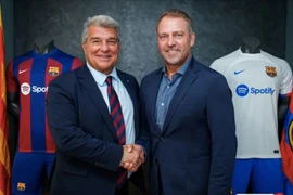 Những lý do khiến Barcelona nhanh chóng bổ nhiệm Flick