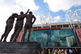 Chủ sở hữu mới toan tính phá bỏ lịch sử MU