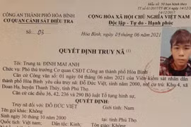 Bắt tên cướp ‘xe ôm’, lòi ra đối tượng có lệnh truy nã