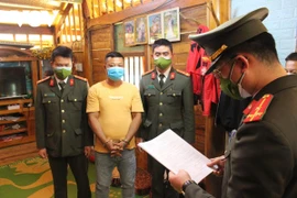 Khởi tố đối tượng tổ chức, môi giới cho người khác xuất cảnh trái phép