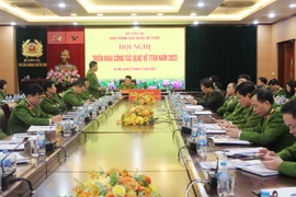 Mục tiêu xuyên suốt vì nhân dân phục vụ 