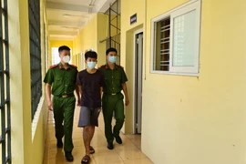 Những đứa trẻ đi hoang và chiếc xe trộm cắp trị giá 5 triệu đồng