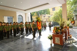 Tưởng nhớ các Anh hùng liệt sỹ Công an Thủ đô