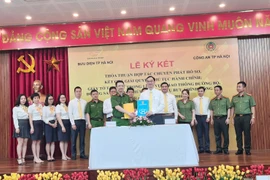 Công an thành phố và Bưu điện Hà Nội ký kết hợp tác: Đặt tiện ích của người dân lên hàng đầu 
