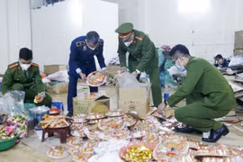 Xử lý nghiêm cơ sở kinh doanh bánh mứt kẹo không đảm bảo chất lượng